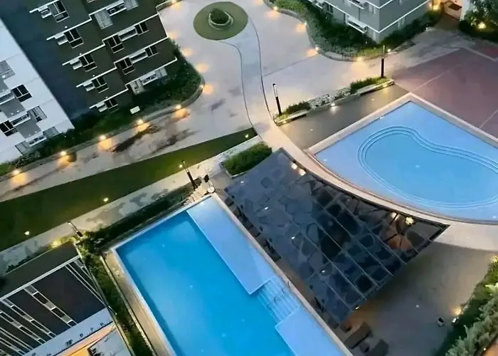 Avida Towers Riala At It Park 3*